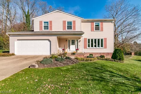 7039 Teal Cv, Concord, OH 44077