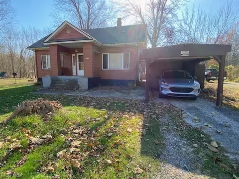 3311 Risher Rd SW, Warren, OH 44481