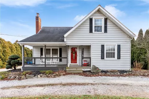 1046 Norton Ave, Norton, OH 44203
