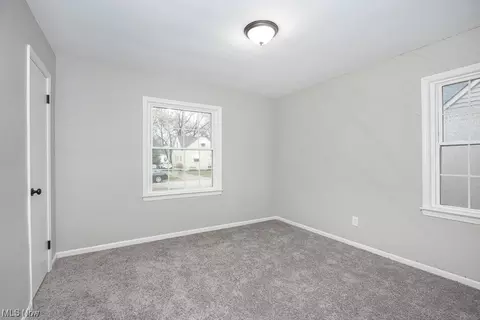 440 E 274th St, Euclid, OH 44132 photo 21