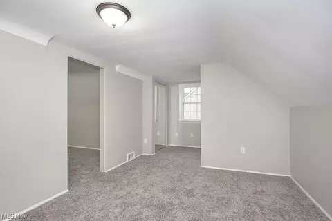 440 E 274th St, Euclid, OH 44132 photo 11