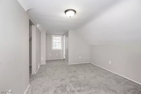 440 E 274th St, Euclid, OH 44132 photo 12