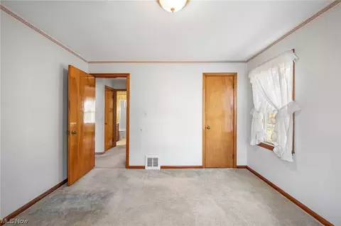 14600 Summit Ave, Maple Heights, OH 44137 photo 13