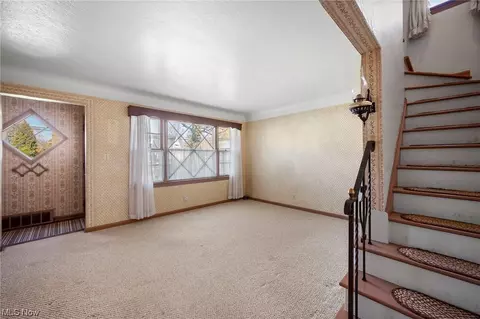 14600 Summit Ave, Maple Heights, OH 44137 photo 11
