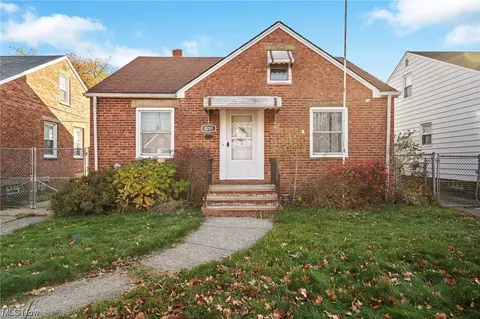 4255 W 57th St, Cleveland, OH 44144
