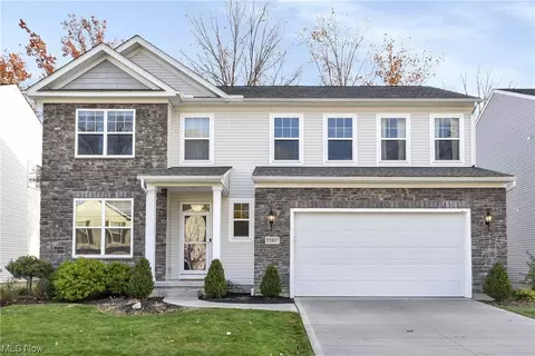 32887 Rebecca Ln, Avon Lake, OH 44012