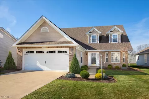 16716 Foxhall Ln, Middleburg Heights, OH 44130
