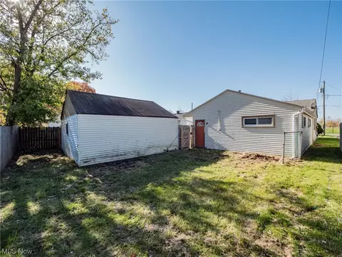 363 Brandtson Ave, Elyria, OH 44035 photo 29