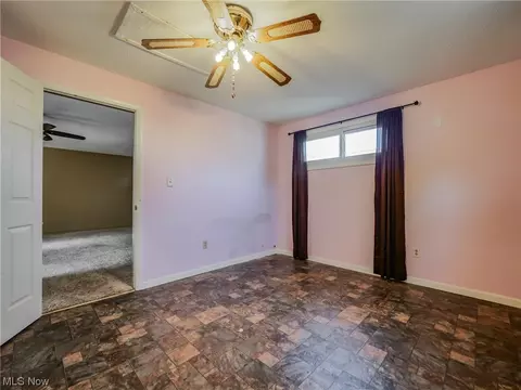 363 Brandtson Ave, Elyria, OH 44035 photo 27