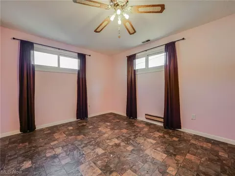 363 Brandtson Ave, Elyria, OH 44035 photo 25
