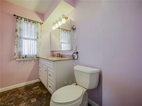 363 Brandtson Ave, Elyria, OH 44035 photo 10