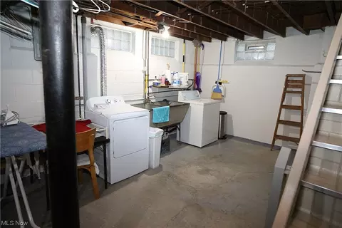 855 E 258th St, Euclid, OH 44132 photo 19