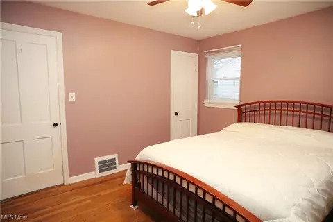 855 E 258th St, Euclid, OH 44132 photo 13