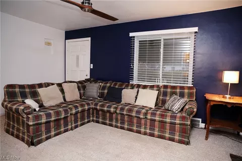 855 E 258th St, Euclid, OH 44132 photo 11