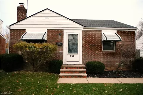 855 E 258th St, Euclid, OH 44132