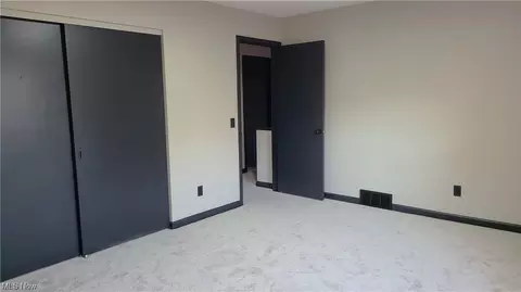 135 Hillcrest Ln, Elyria, OH 44035 photo 30