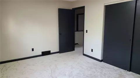 135 Hillcrest Ln, Elyria, OH 44035 photo 31