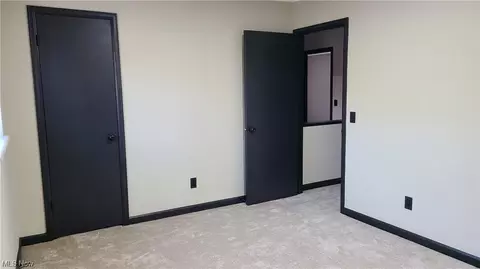 135 Hillcrest Ln, Elyria, OH 44035 photo 33
