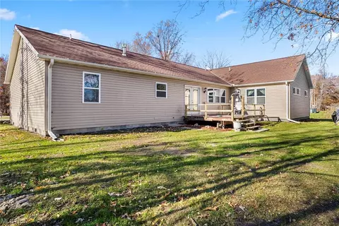 2608 Eureka Rd, Ashtabula, OH 44004 photo 8