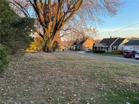 137 Euclid Ave, Barnesville, OH 43713 photo 22