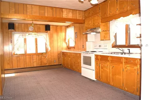 403 Valley St, Minerva, OH 44657 photo 12