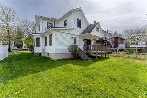 708 N Walnut St, Dover, OH 44622 photo 32
