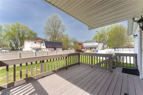 708 N Walnut St, Dover, OH 44622 photo 31