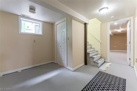 708 N Walnut St, Dover, OH 44622 photo 17