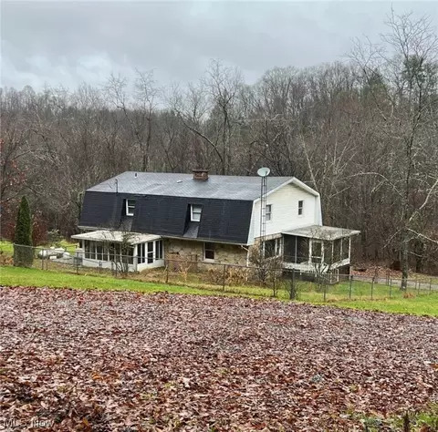 45621 Lones Rd, Lisbon, OH 44432
