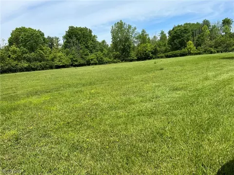 V/l Cady Rd, North Royalton, OH 44133