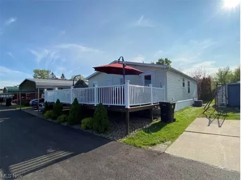 12860 Mayfield Rd #6, Chardon, OH 44024