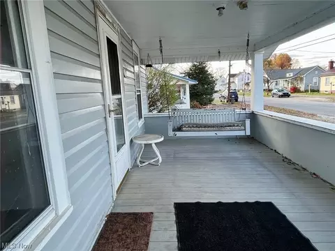 314 Third St, Beverly, OH 45715 photo 2