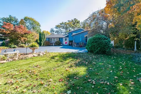 9020 Johnnycake Ridge Rd, Mentor, OH 44060