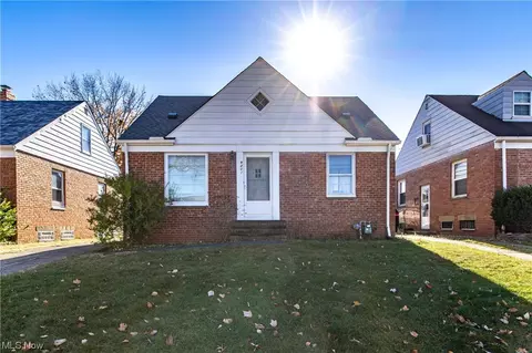9401 Morton Ave, Brooklyn, OH 44144