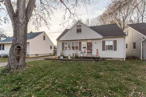 2876 11th St, Cuyahoga Falls, OH 44221