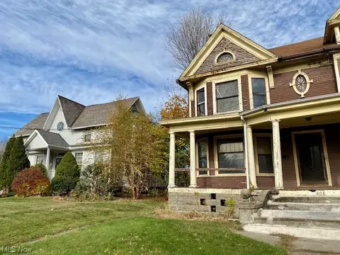 601 W 44th St, Ashtabula, OH 44004 photo 4