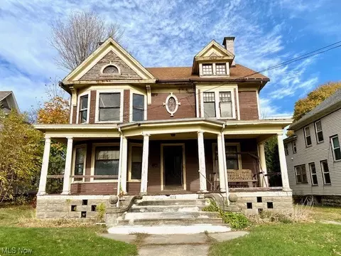601 W 44th St, Ashtabula, OH 44004