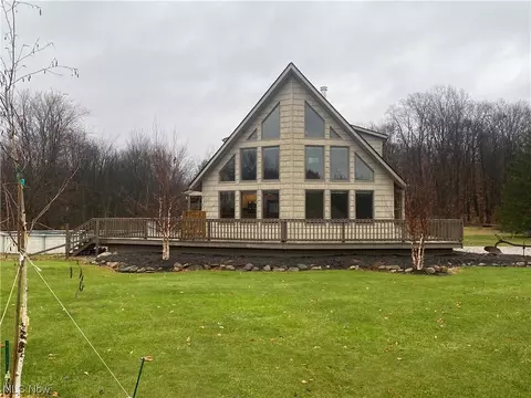 9657 Spencer Lake Rd, Spencer, OH 44275