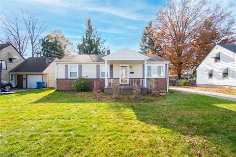 204 Omar St, Struthers, OH 44471 photo 1