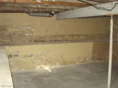 895 E 232nd St, Euclid, OH 44123 photo 24