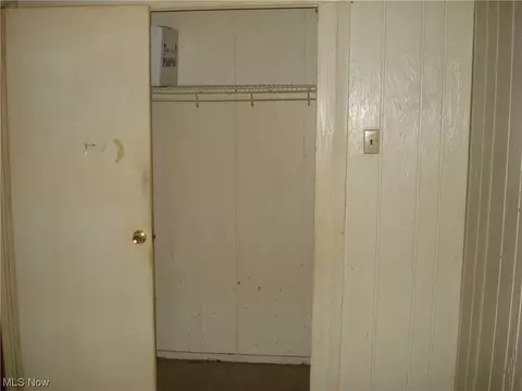 895 E 232nd St, Euclid, OH 44123 photo 10