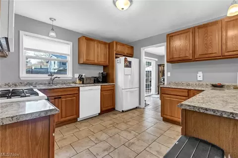 1816 Bathgate Ave, Madison, OH 44057 photo 5
