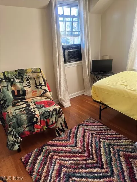 Bedroom - 754 E 232nd St, Euclid, OH 44123 photo 1 of 2