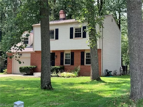 7315 Stonehill Ave NW, Canal Fulton, OH 44614