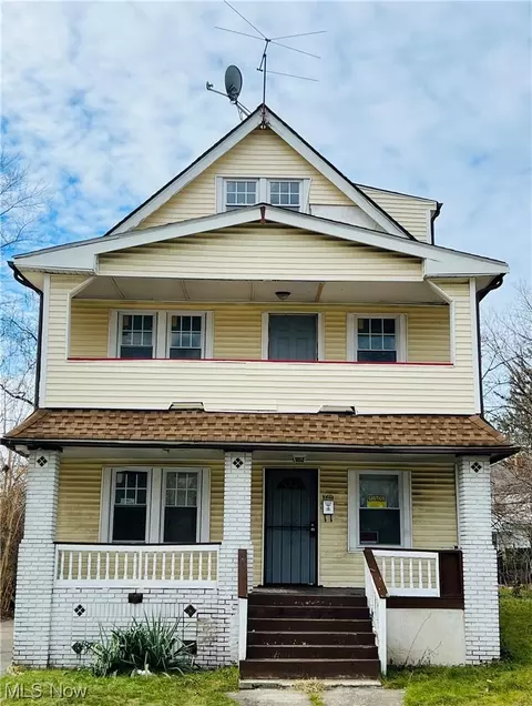 3586 E 144th St, Cleveland, OH 44120