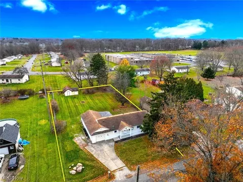 3472 Brunk Rd, Akron, OH 44312 photo 2