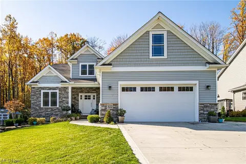 322 Hidden Glen Trl, Chardon, OH 44024