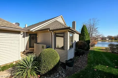 1038 N Jefferson Apt 1 St, Medina, OH 44256