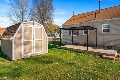 1006 Root Rd, Lorain, OH 44052 photo 8