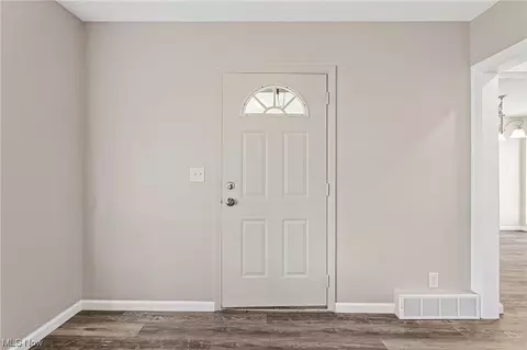 1006 Root Rd, Lorain, OH 44052 photo 11